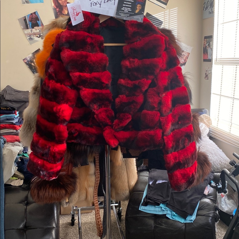 Luxurious Red Faux Fur Bomber Jacket - Picture 4 of 5